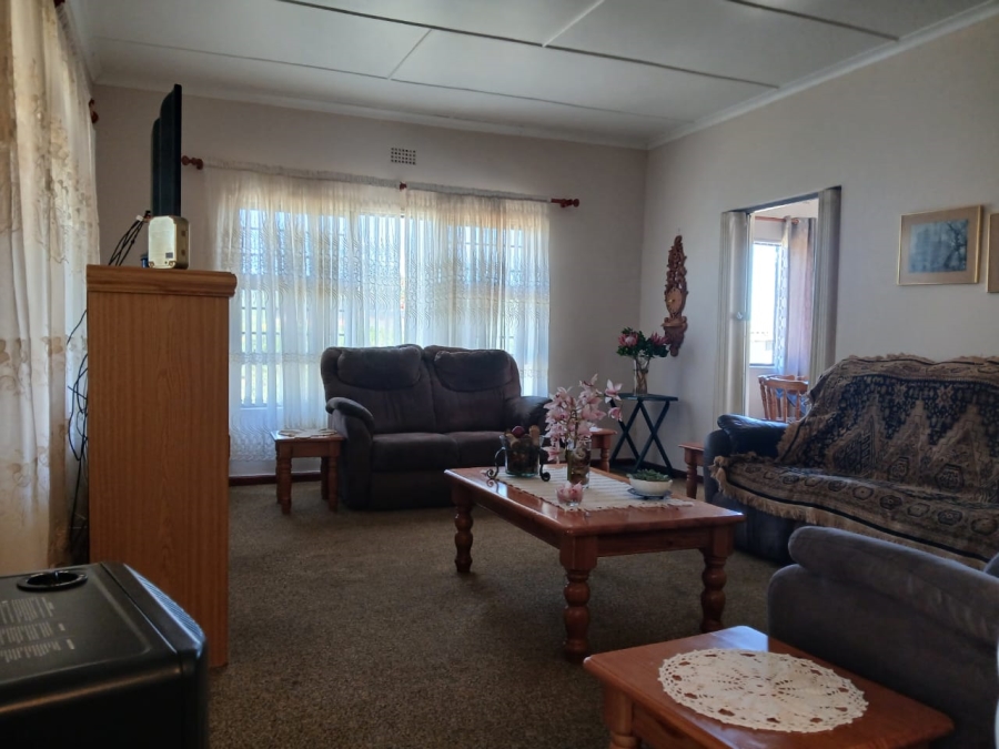 3 Bedroom Property for Sale in Albertinia Western Cape